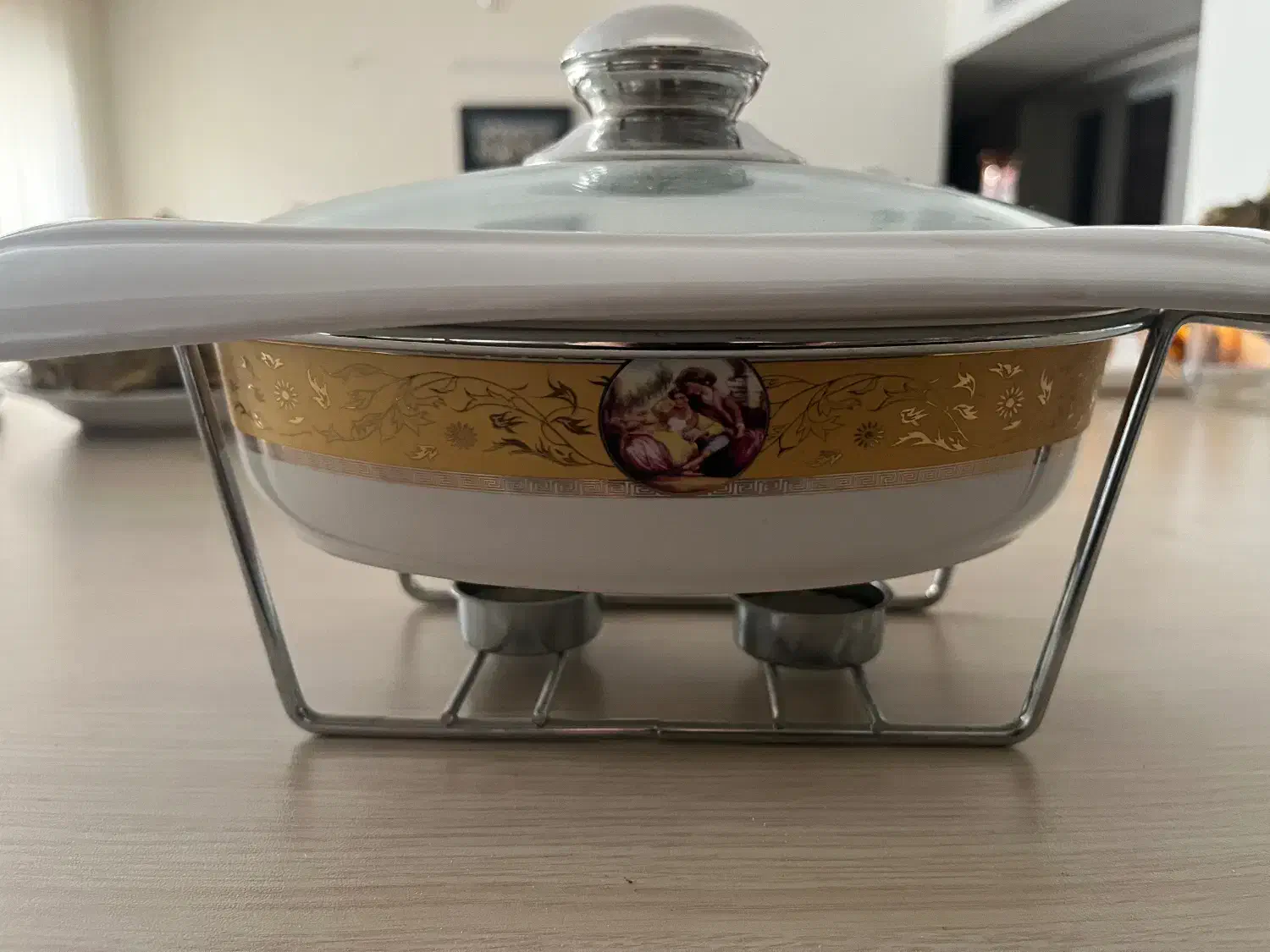 سوفله خوری وارمردار|ظروف سرو و پذیرایی|اصفهان, جلفا|دیوار