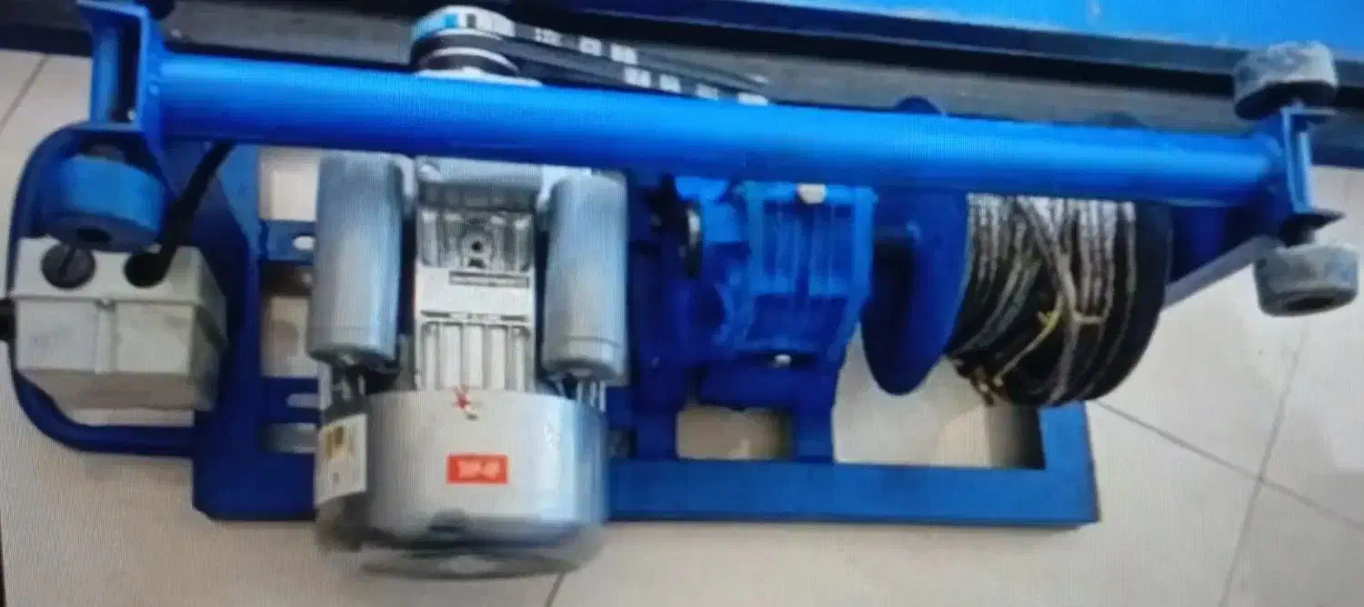 بالابر تک فاز|مصالح و تجهیزات ساختمان|اصفهان, فجر|دیوار