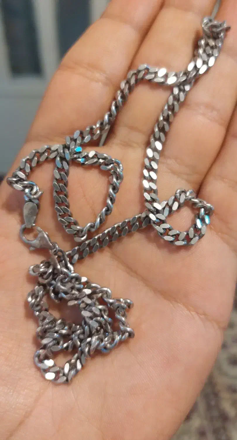 زنجیر نقره|جواهرات|اهواز, فاز ۱ پادادشهر|دیوار