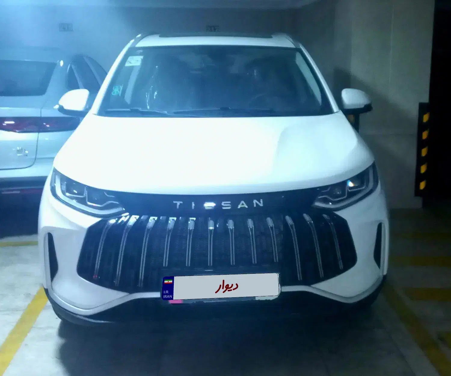 Tissan 1405|خودرو سواری و وانت|تهران, ونک|دیوار