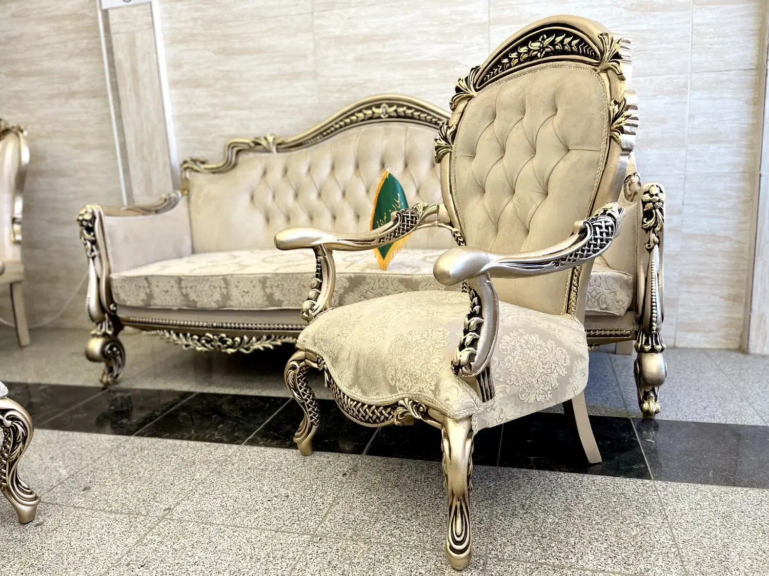 تولید و پخش مبل سلطنتی کلاسیک|مبلمان خانگی و میز عسلی|همدان, |دیوار