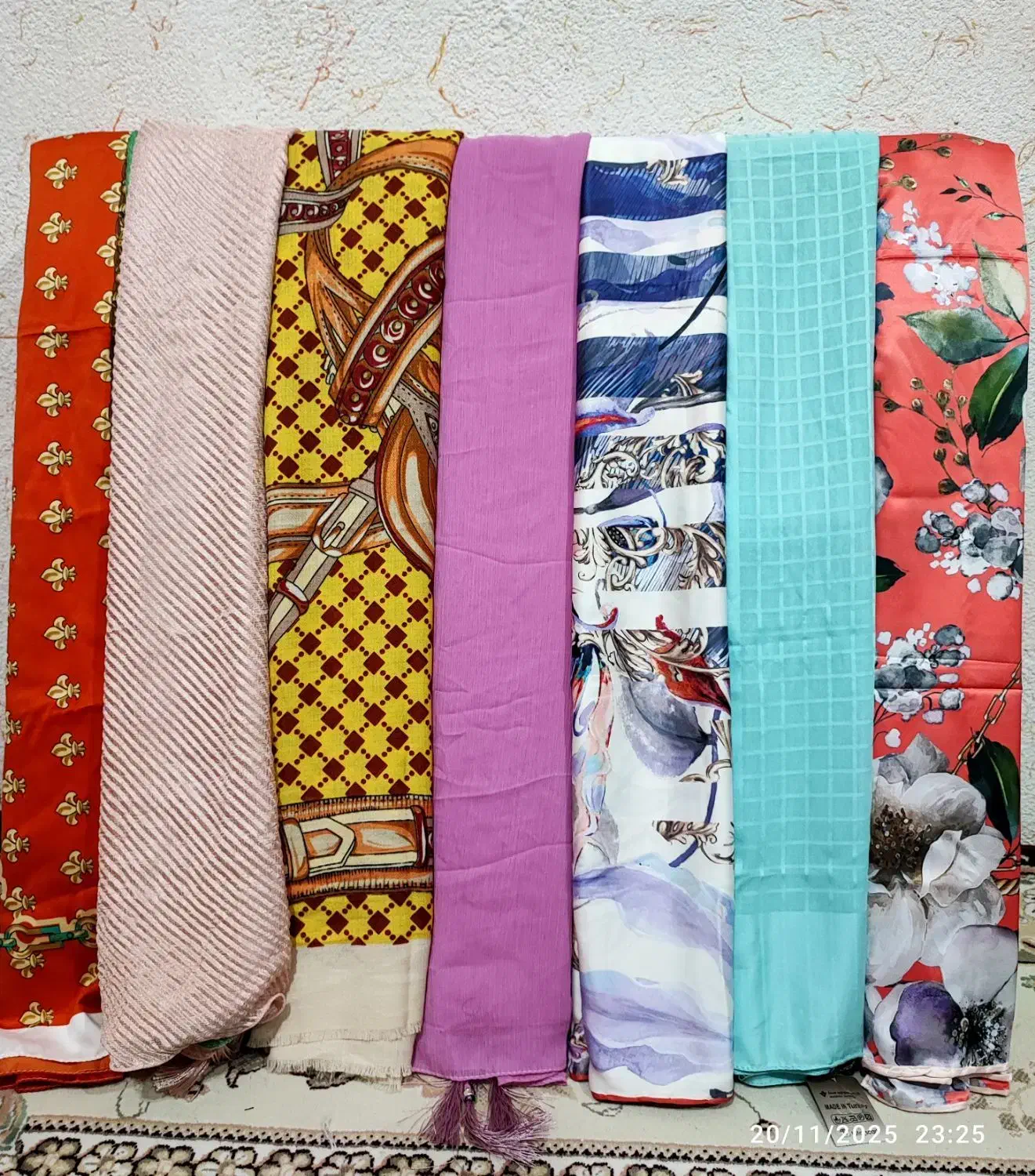 پوشاک|لباس|دزفول, |دیوار