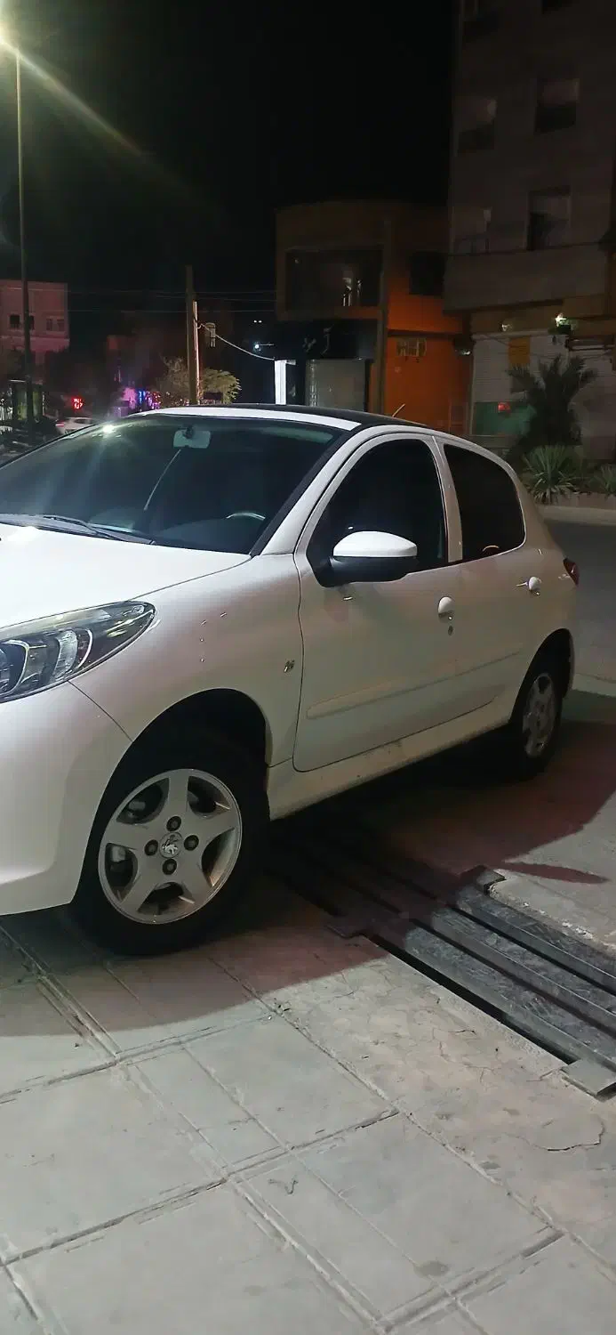 207i پانا درحد صفر مدل 1401|خودرو سواری و وانت|قم, بکایی|دیوار