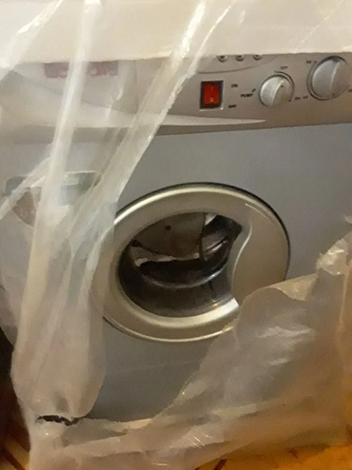 لباسشویی ۵کیلویی نو|ماشین لباسشویی و خشک‌کن لباس|صباشهر, |دیوار