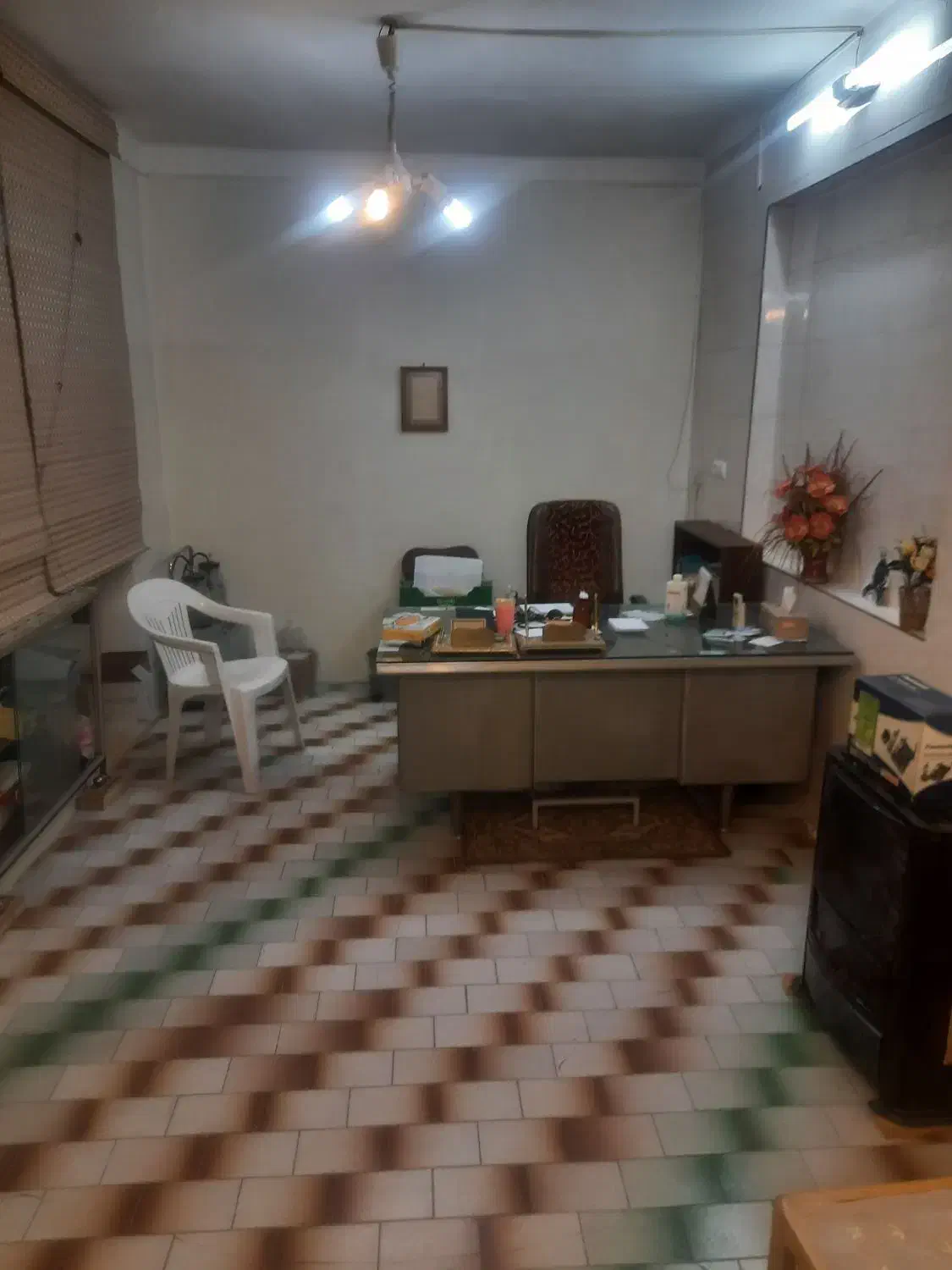 خانه دربستی ۱۰۰متری خیابان اصلی