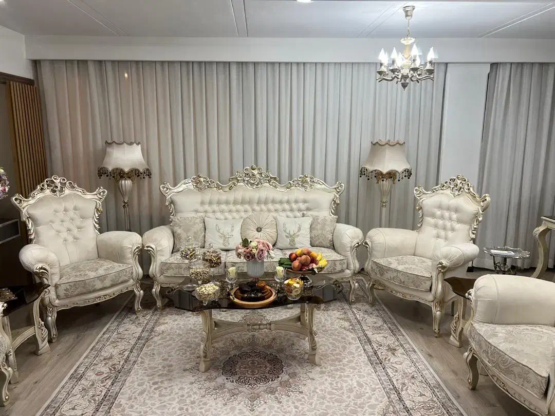 میز مبل سلطنتی به همراه نهار خوری|مبلمان خانگی و میز عسلی|فردیس, دهکده|دیوار