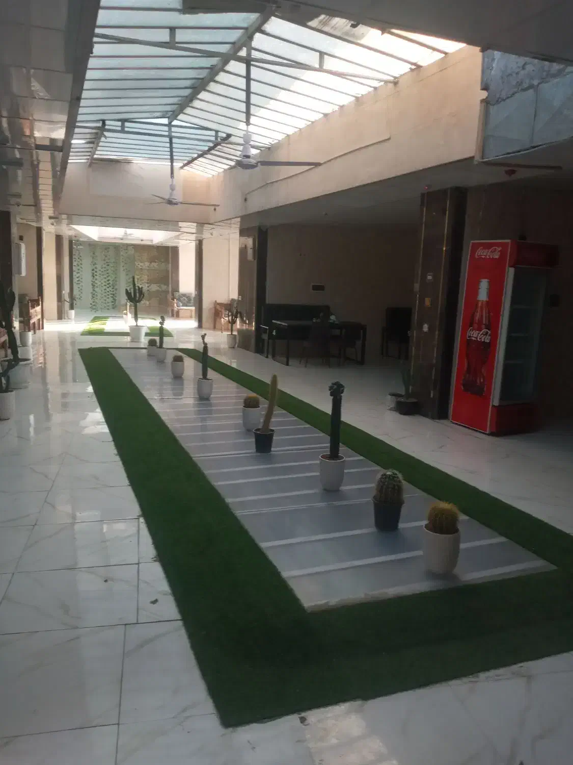 اجاری پاساژ چهاراه سپه ۵۰۰متری|اجارهٔ مغازه و غرفه|قزوین, |دیوار