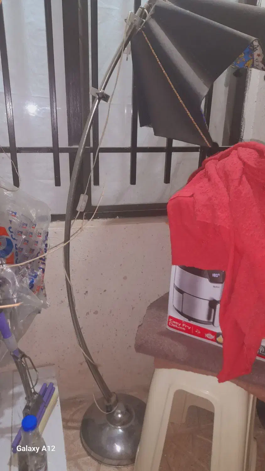 آباژور ایستاده.سالم|چراغ خواب و آباژور|پاکدشت, پاکدشت (مامازند)|دیوار