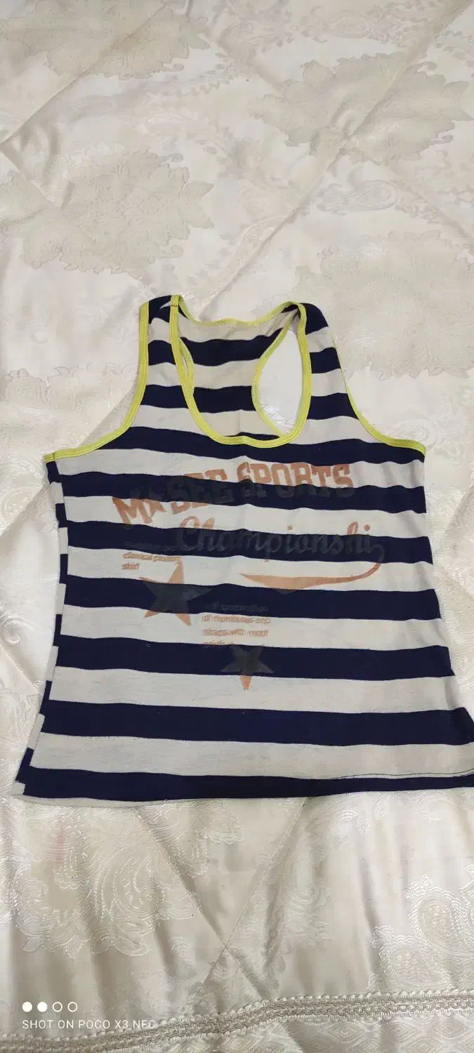 پالتوی زنانه رنگ کرم با تعدادی مانتو|لباس|بیرجند, |دیوار