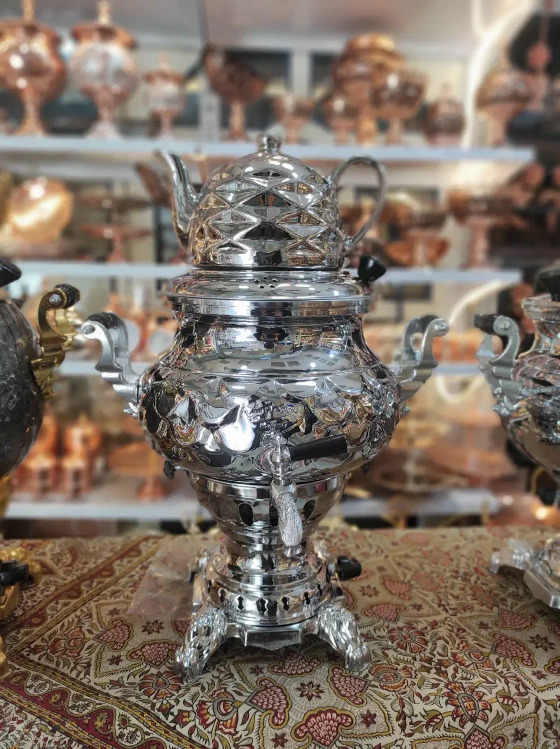 سماور گازی 12ماه ضمانت برنجی ب قیمت عمده|سماور، چایساز، قهوهساز|شاهرود, |دیوار