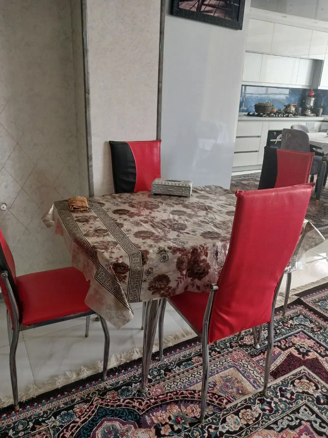 میزناهارخوری|میز و صندلی غذاخوری|اصفهان, شهرک ولیعصر|دیوار