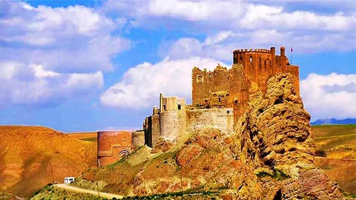 تور گروهی قلعه الموت قزوین|تور و چارتر|هشتگرد, فاز ۲ مهستان|دیوار