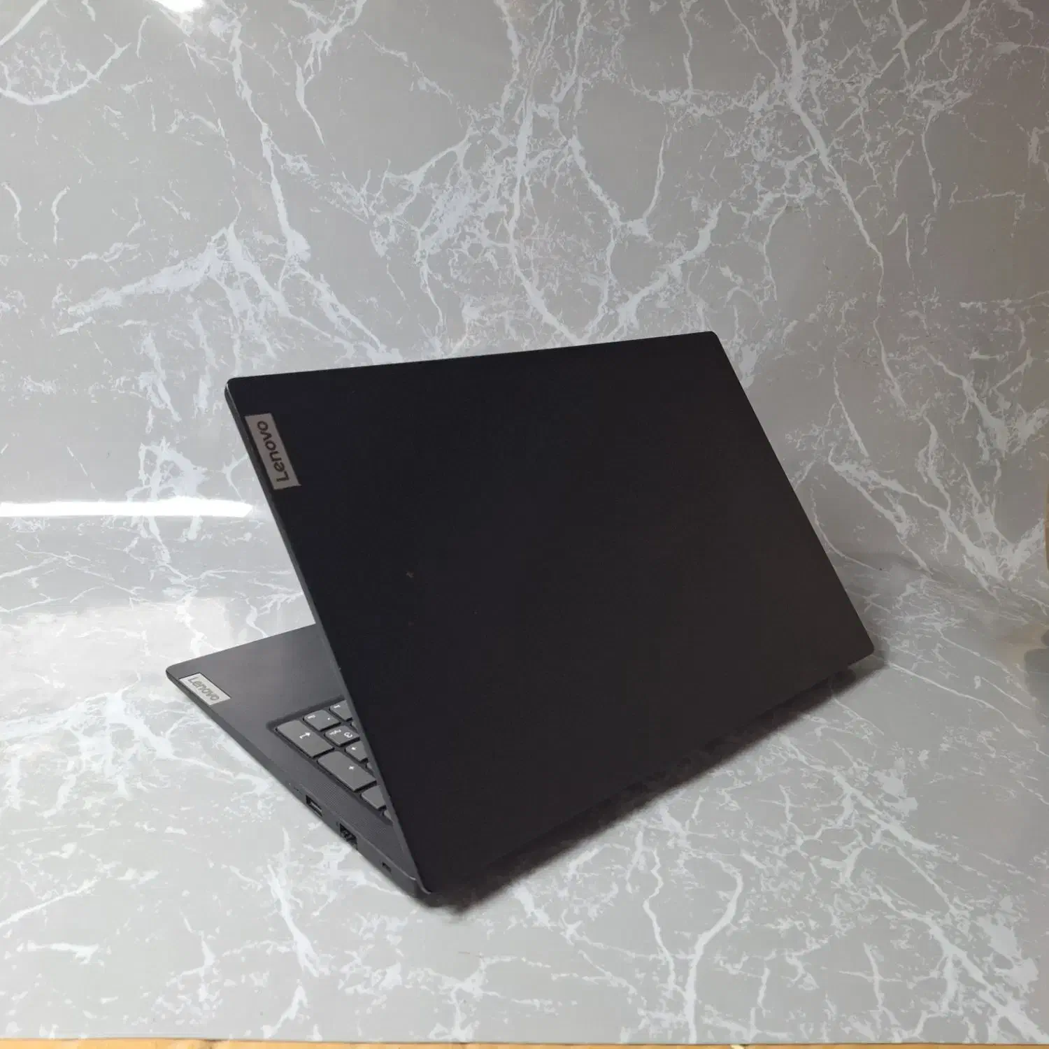 لپ تاپ استثنایی لنوو با کارتن در حد آک LENOVO V15|رایانه همراه|محمدیه-قزوین, |دیوار