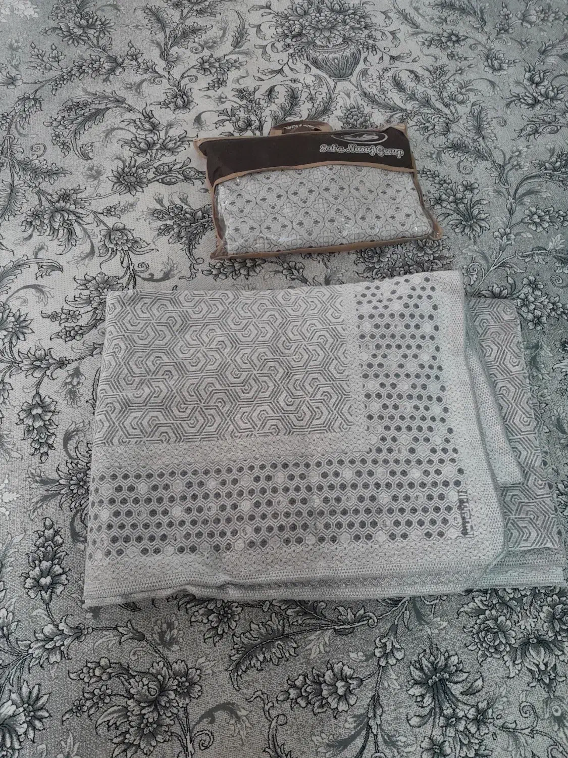 روفرشی در حد نو|روفرشی|ری, صفاییه (چشمه علی)|دیوار