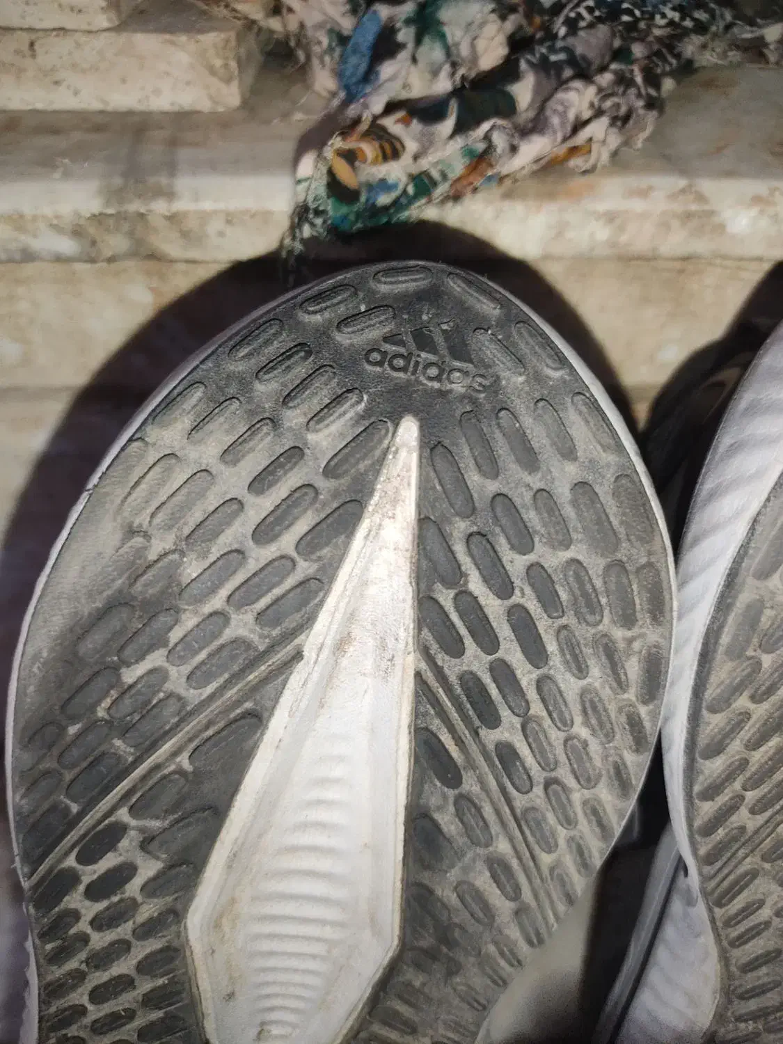 کتونی اورجینال|کیف، کفش، کمربند|قم, نیروگاه|دیوار