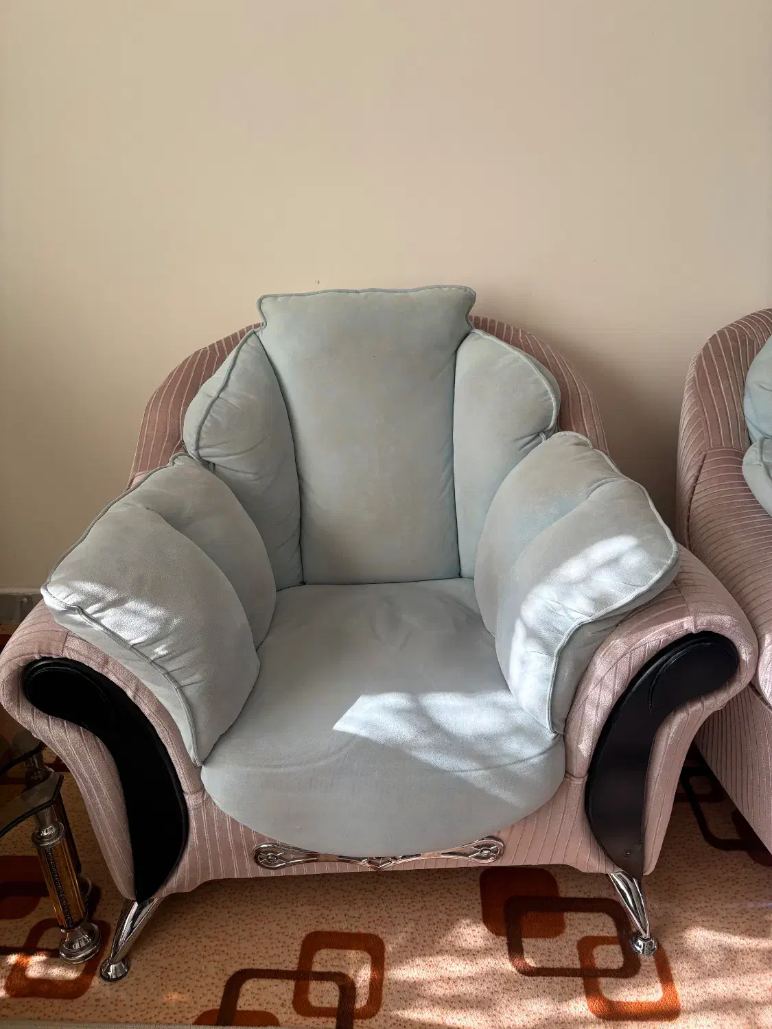 فروش مبل کلاسیک نو|مبلمان خانگی و میز عسلی|سنندج, |دیوار