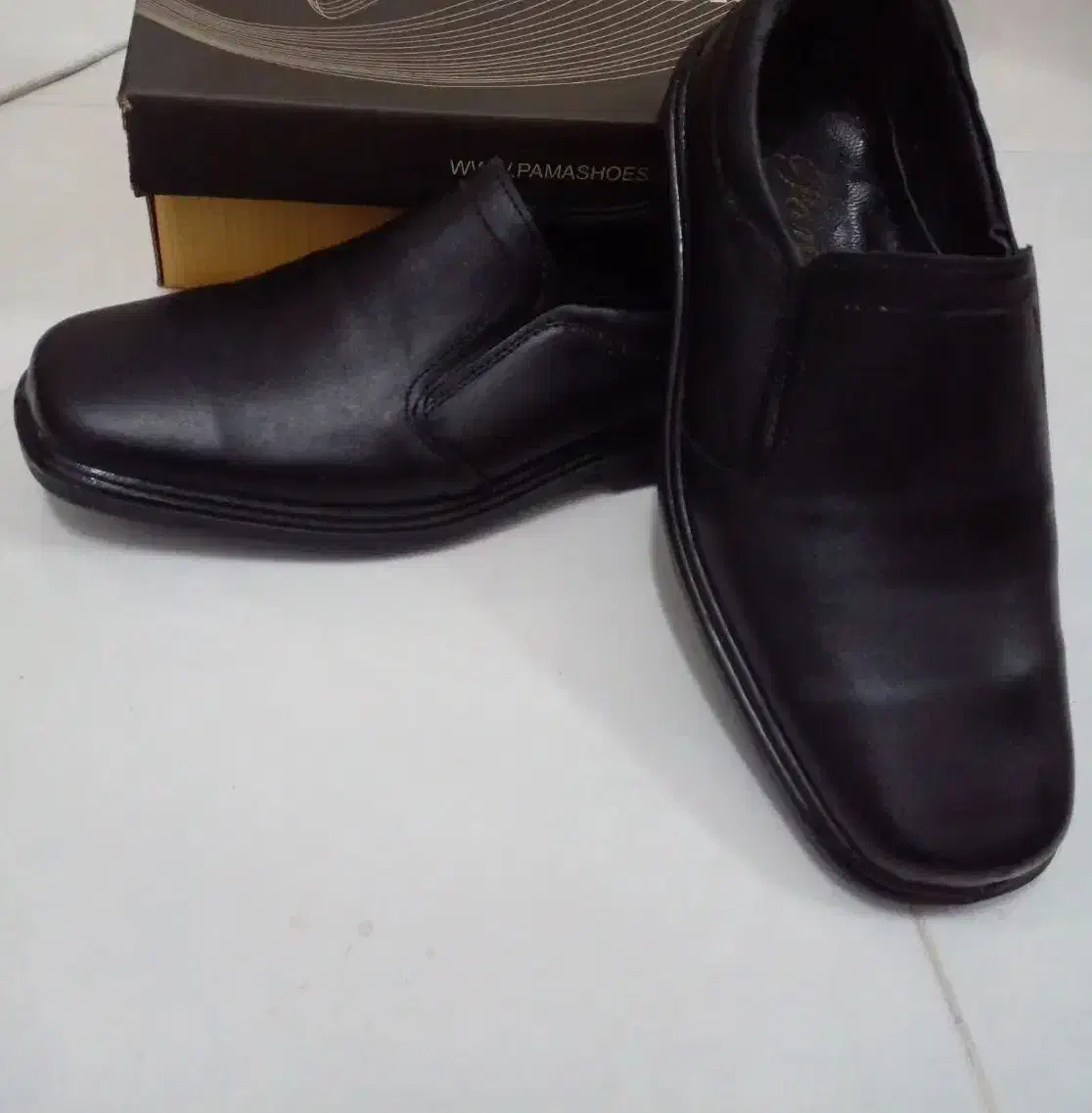 کفش طبی . کفش ملی|کیف، کفش، کمربند|رشت, انصاری|دیوار