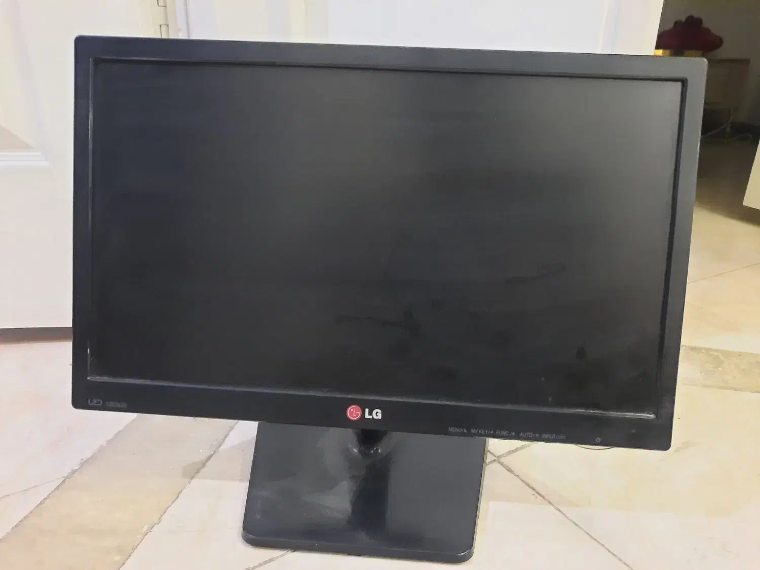 مانیتور LG کاملا سالم|قطعات و لوازم جانبی رایانه|کرج, شاهینویلا|دیوار