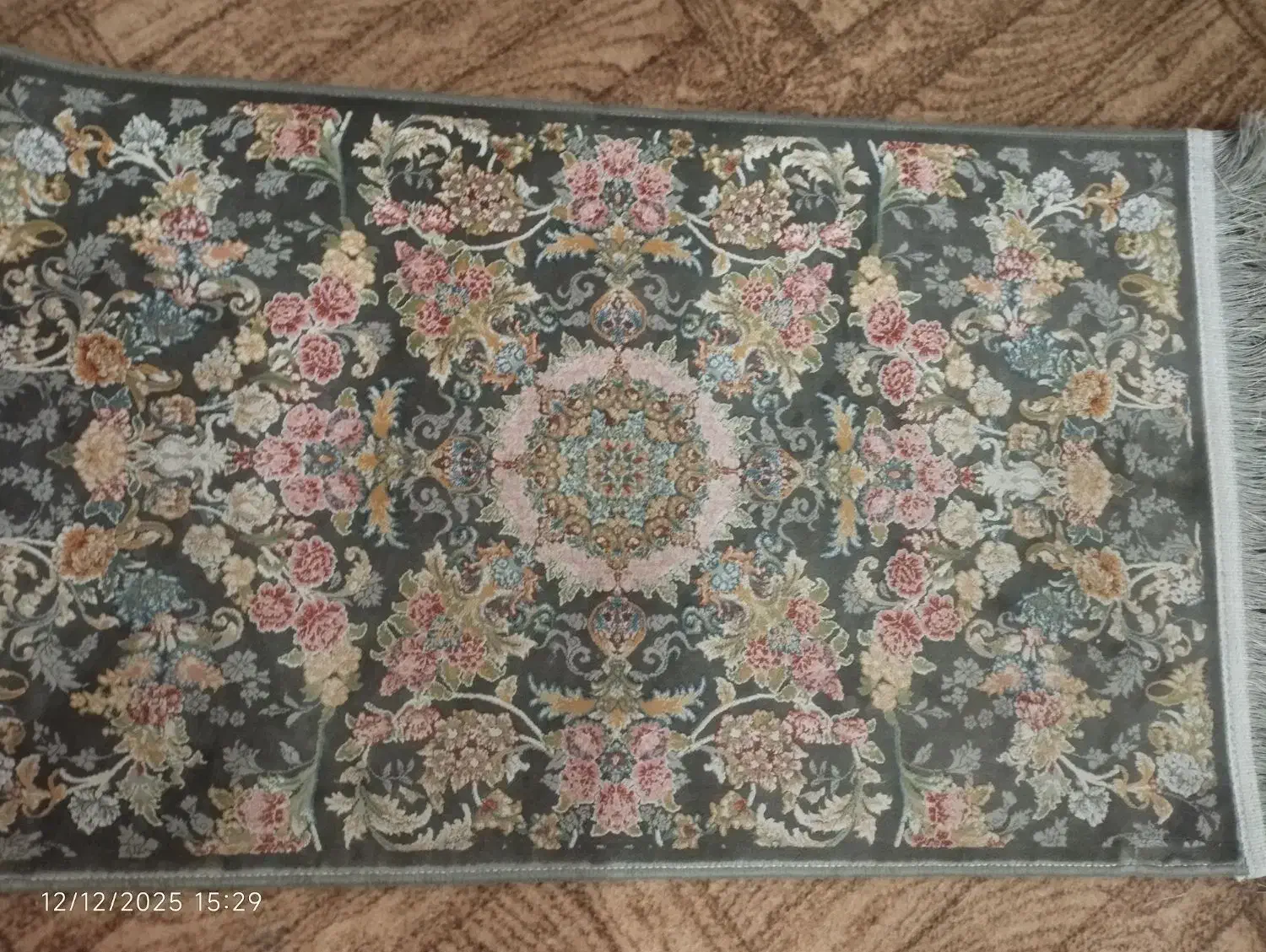 پادری|پادری|الیگودرز, |دیوار