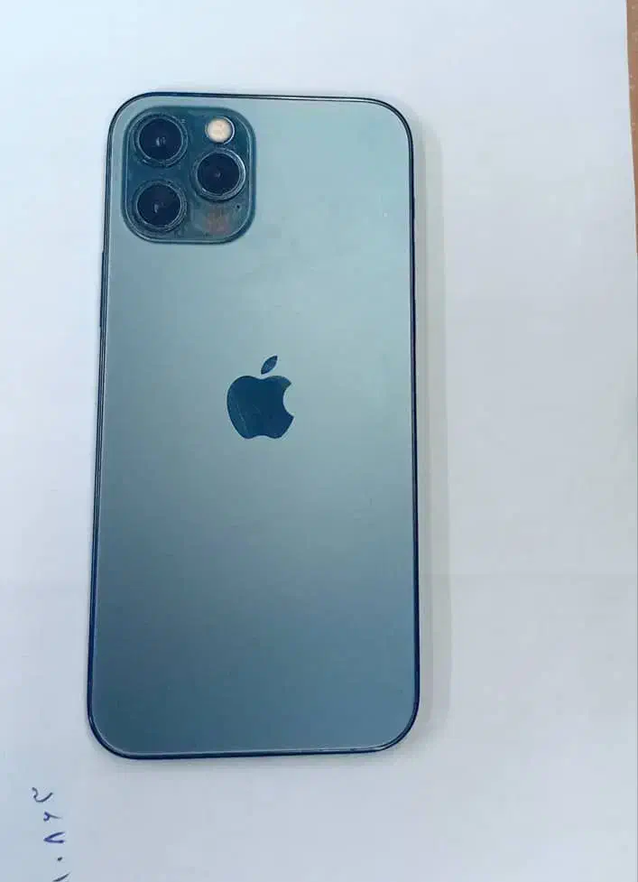 آیفون۱۲پرو/Zaa/باطری۸۷درصد/لازرورقی|موبایل|تهران, شهرک ولیعصر جنوبی|دیوار