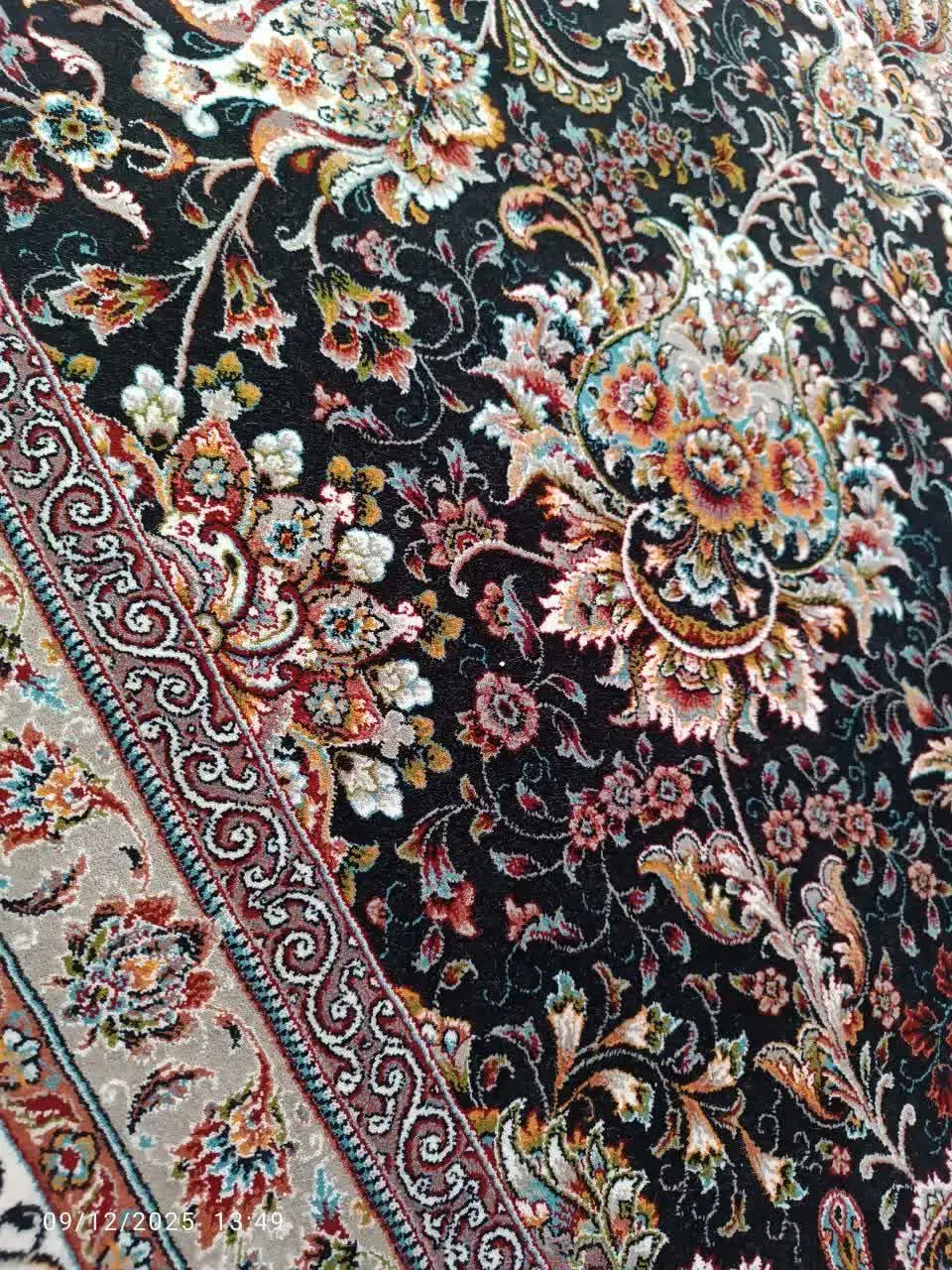 فرش ۹ متری زمینه سورمه ای|فرش|مشهد, کارمندان دوم|دیوار