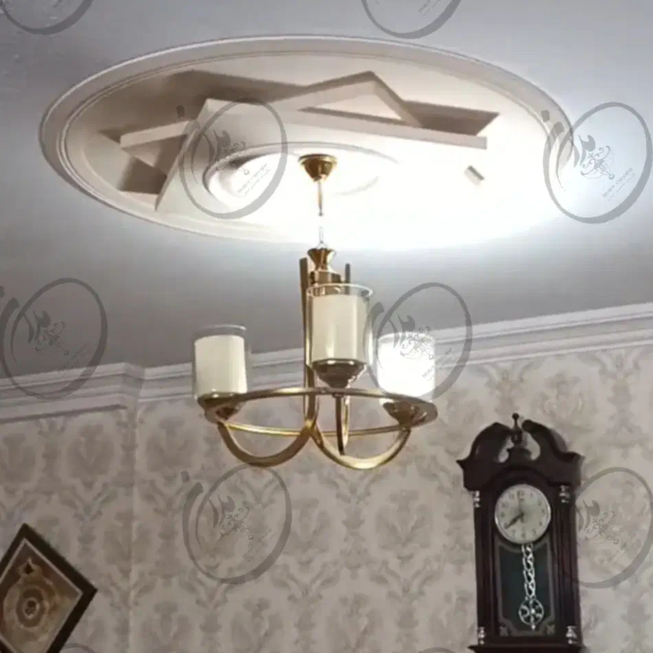 لوستر سه شعله طلایی|لوستر و چراغ آویز|مشهد, سید رضی|دیوار