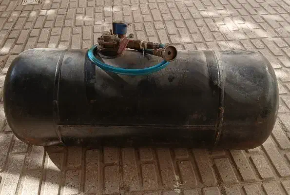 گاز مایعLPG و رو دری پراید|قطعات یدکی و لوازم جانبی|سنندج, |دیوار