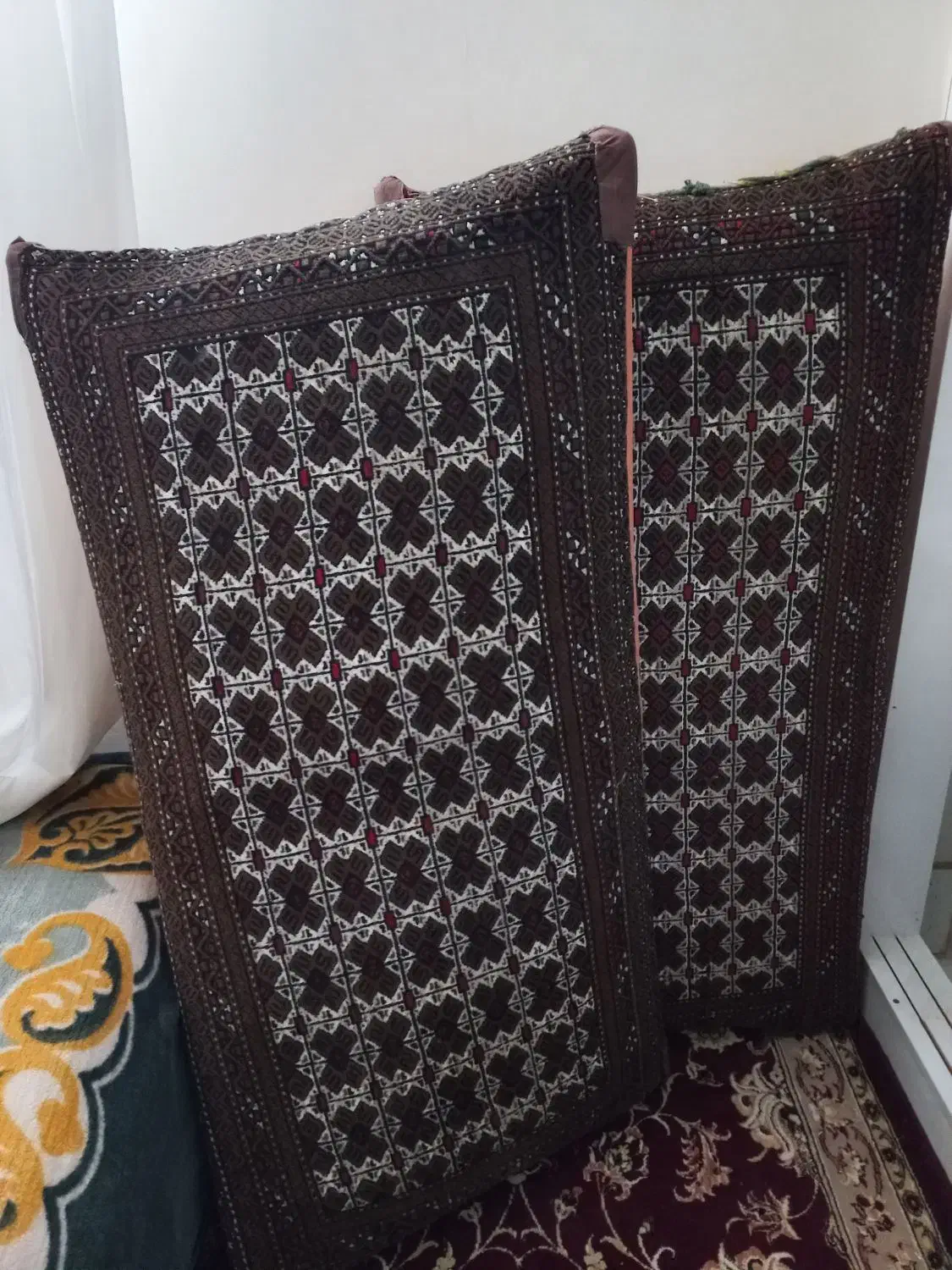 یک جفت پشتی|پشتی|اصفهان, احمدآباد|دیوار