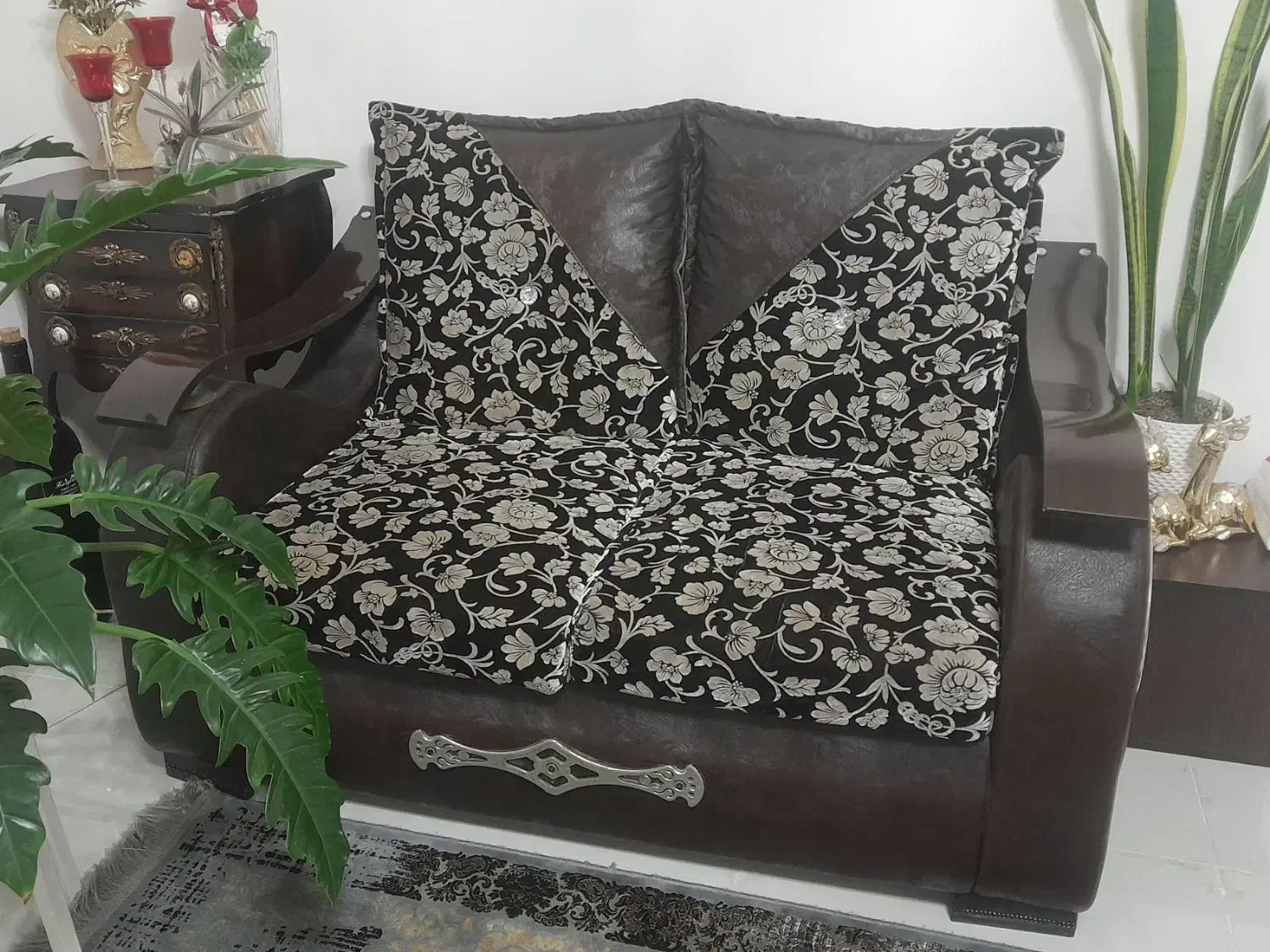 مبل|مبلمان خانگی و میز عسلی|رشت, کوی مهر|دیوار