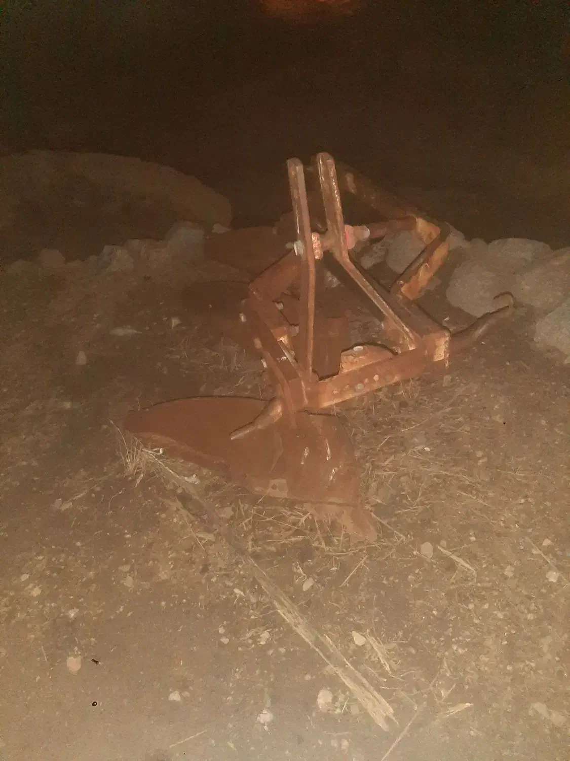 شوخم زن|ابزارآلات|ماهنشان, |دیوار