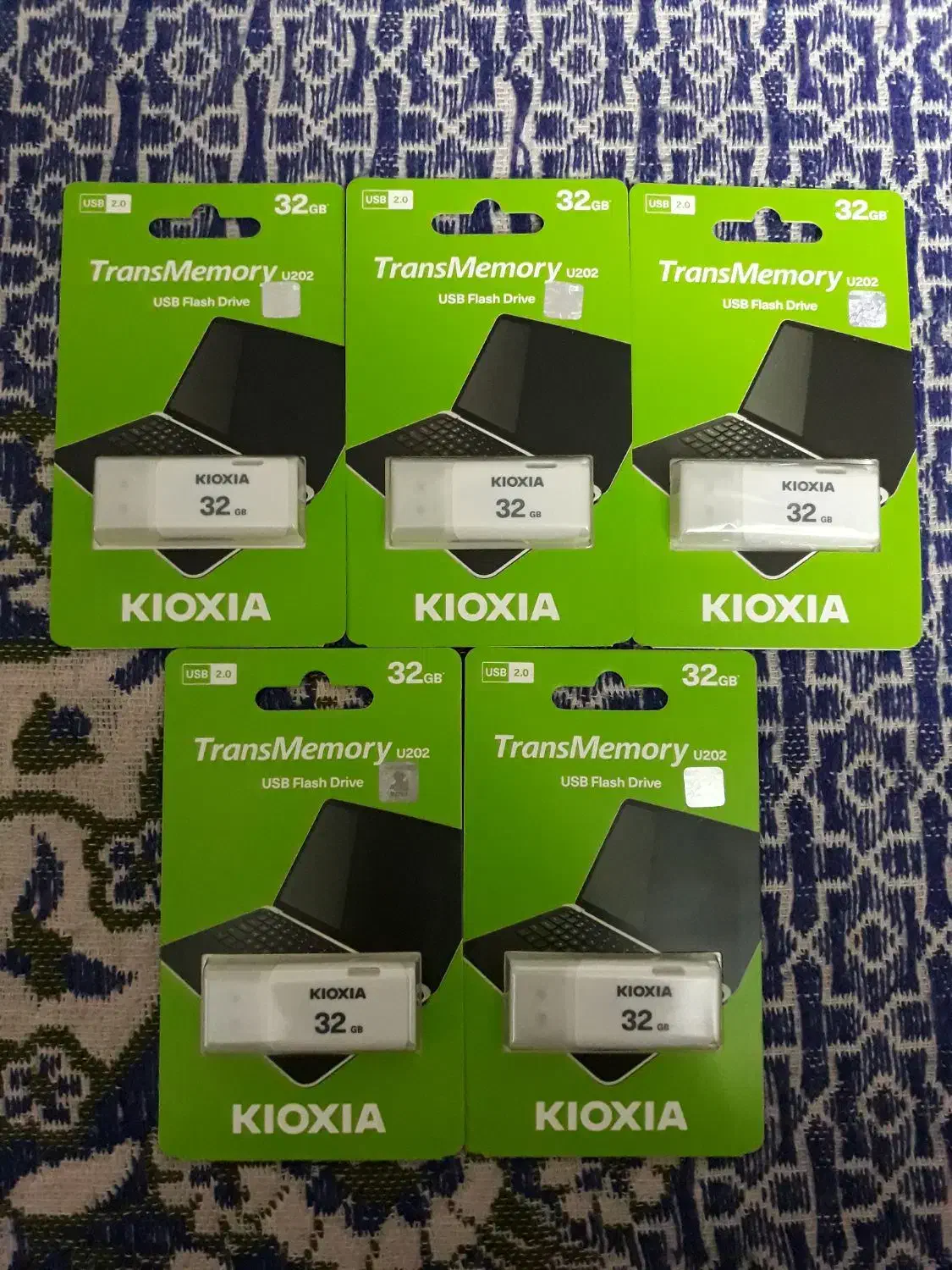 فلش مموری ۳۲ گیگابایت کیوکسیا مدل U202 USB 2.0|قطعات و لوازم جانبی رایانه|تهران, شهرک ولیعصر شمالی|دیوار