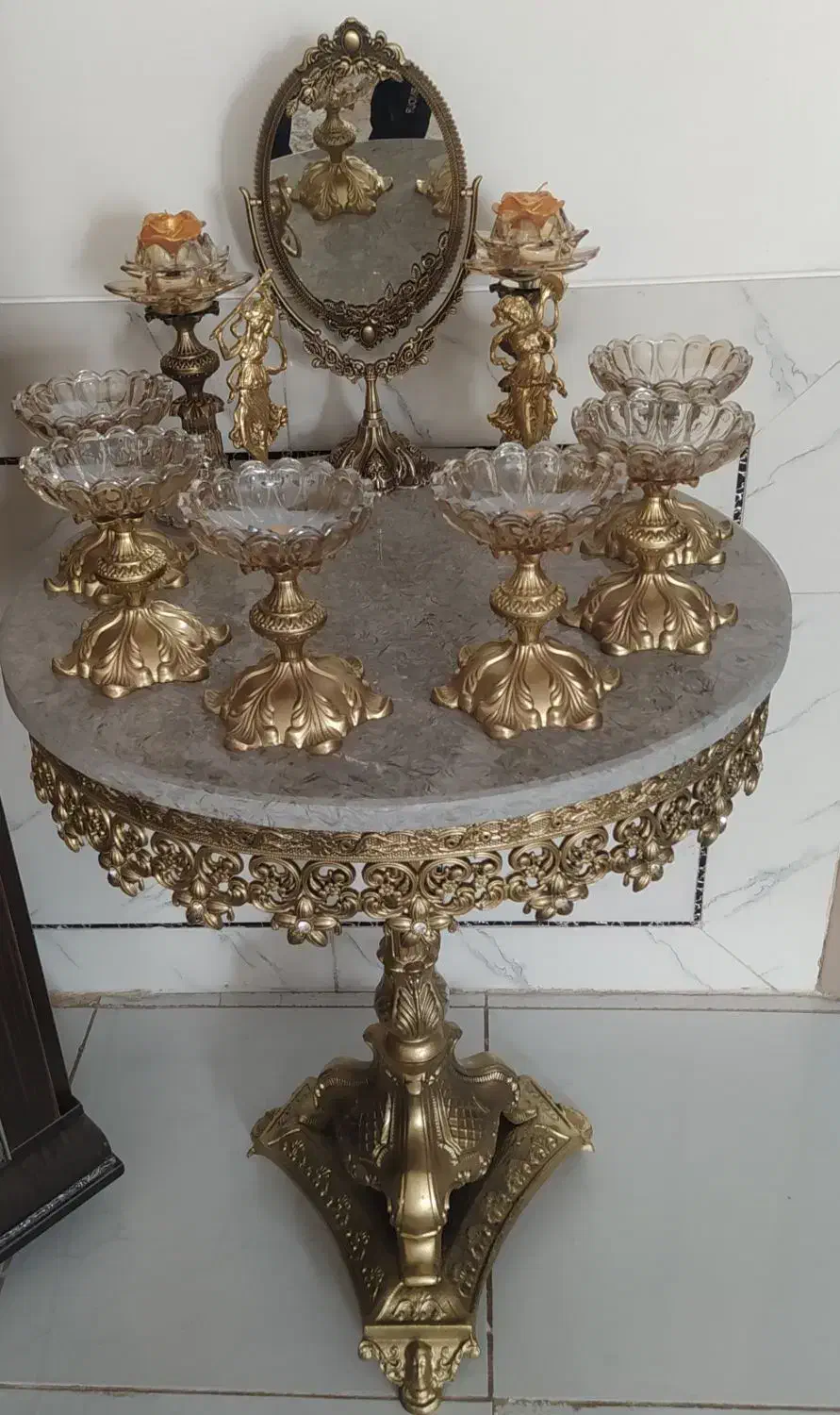 میز خاطره|میز تلفن|نجف‌آباد, امیرآباد|دیوار