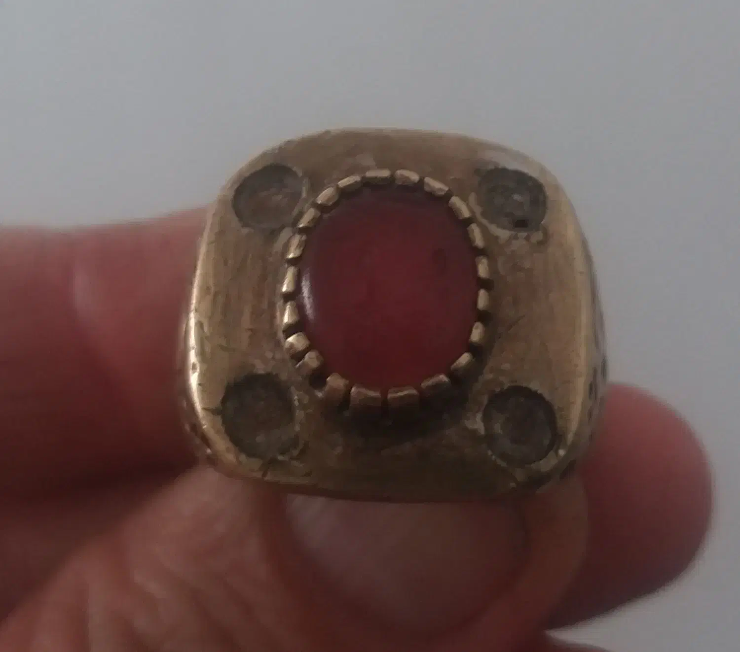 انگشتر خیلی قدیمی|کلکسیون اشیاء عتیقه|ایلام, |دیوار