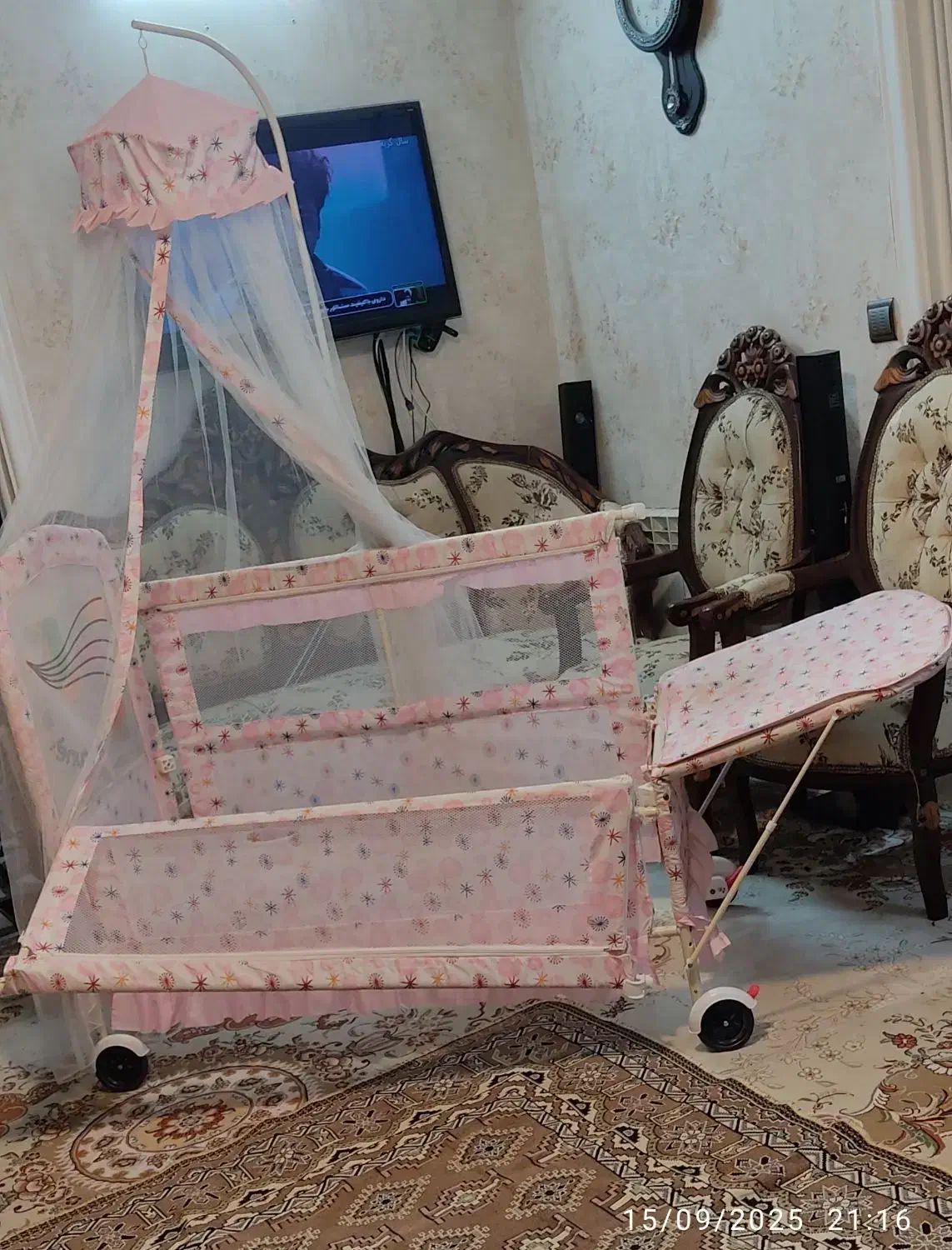 تخت کودک|تخت و صندلی بچه|تربت جام, جامی|دیوار