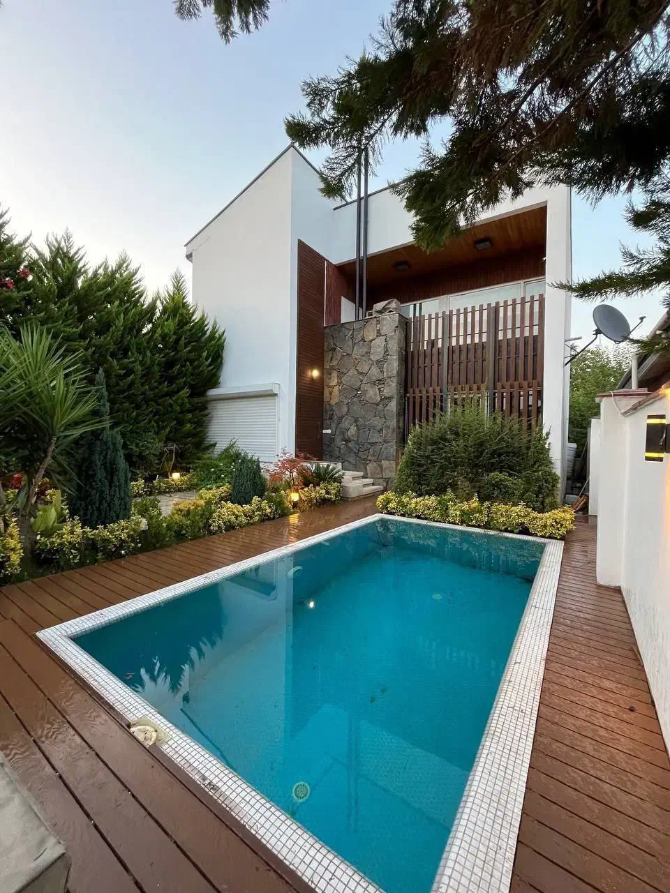 ویلا استخردار در شمال/مبله/زیر قیمت|فروش خانه و ویلا|تهران, اکباتان|دیوار