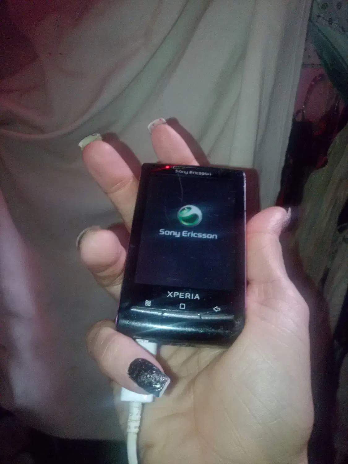 گوشی روشن|موبایل|رشت, دباغیان|دیوار