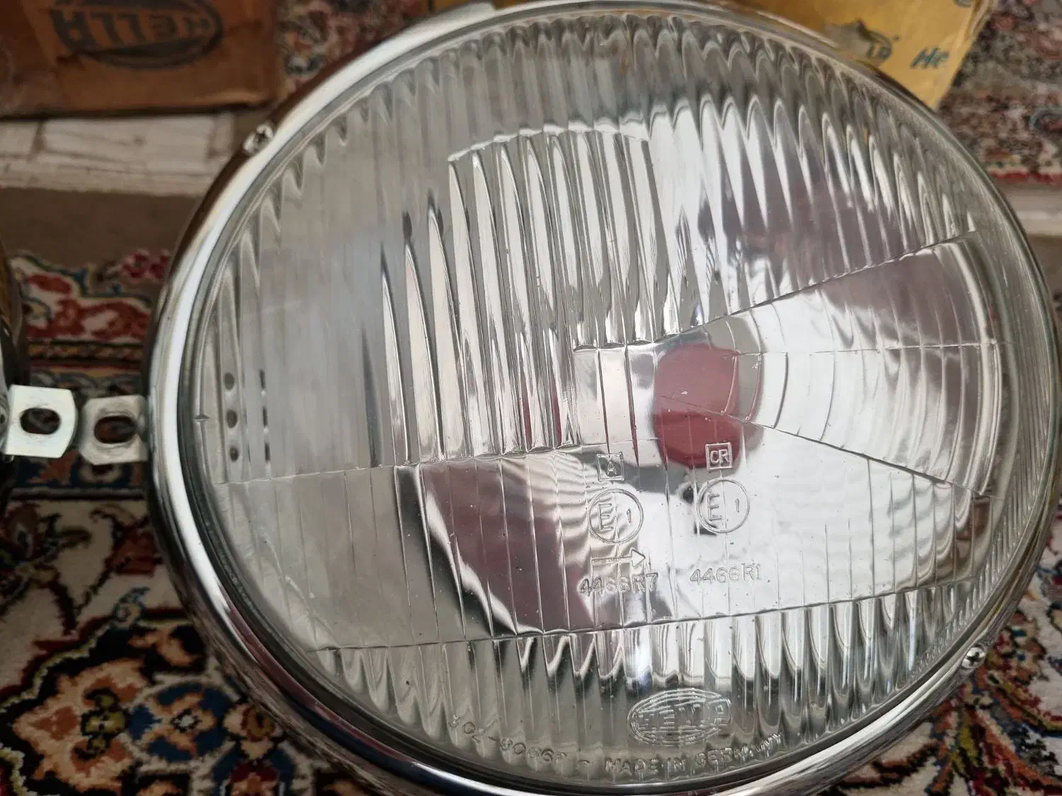 یک جفت چراغ جلو بنز ده تن آلمان اصل هلا آلمان|قطعات یدکی و لوازم جانبی|شیراز, بریجستون|دیوار