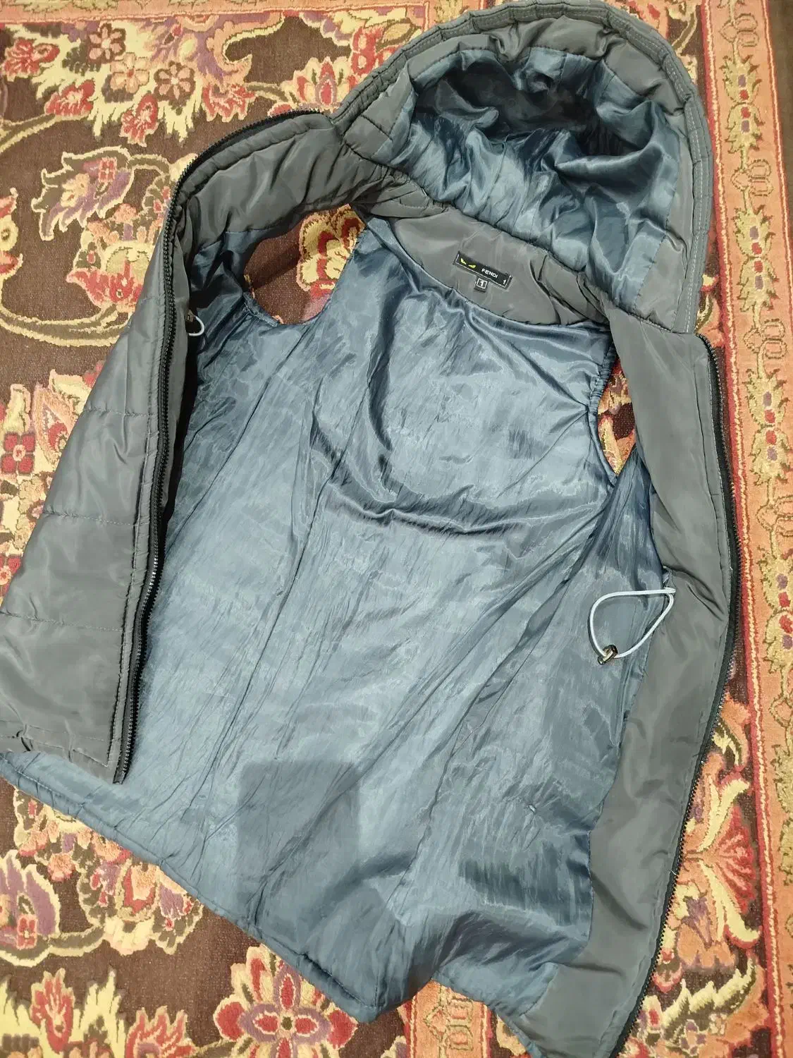 پافر|لباس|رشت, کوی مهر|دیوار