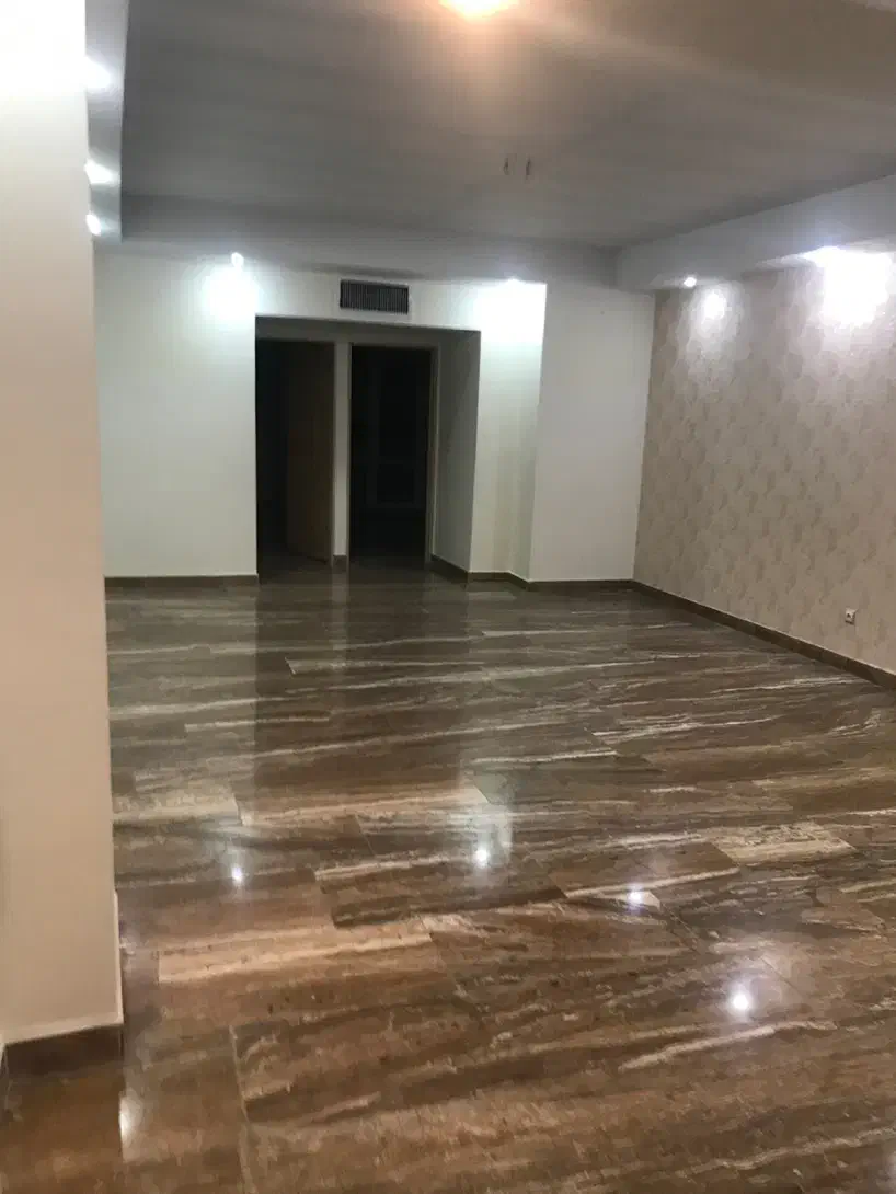 100 متر فردوس غرب رهن و اجاره (آراد ملک)