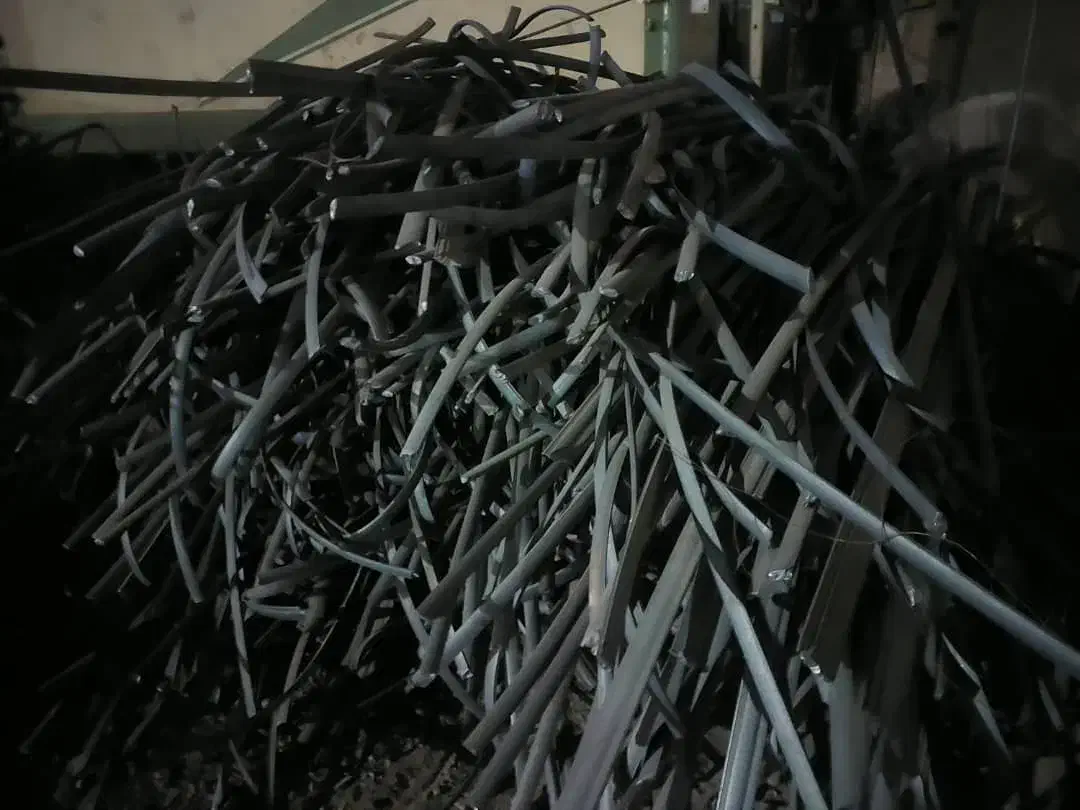 کارگر ساده جهت کار در زمینه آهن فروشی|استخدام معماری، عمران و ساختمانی|شهریار, شهرک بهاران (ویره)|دیوار