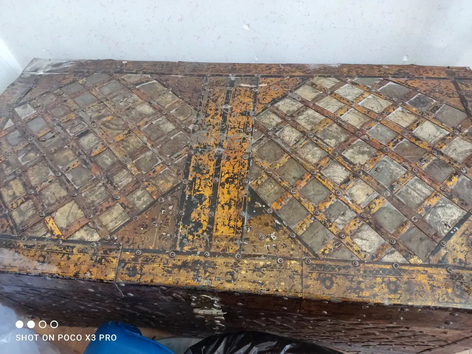 صندوقچه قدیمی سالم تمیز|کلکسیون اشیاء عتیقه|اصفهان, جوزدان الیادران|دیوار