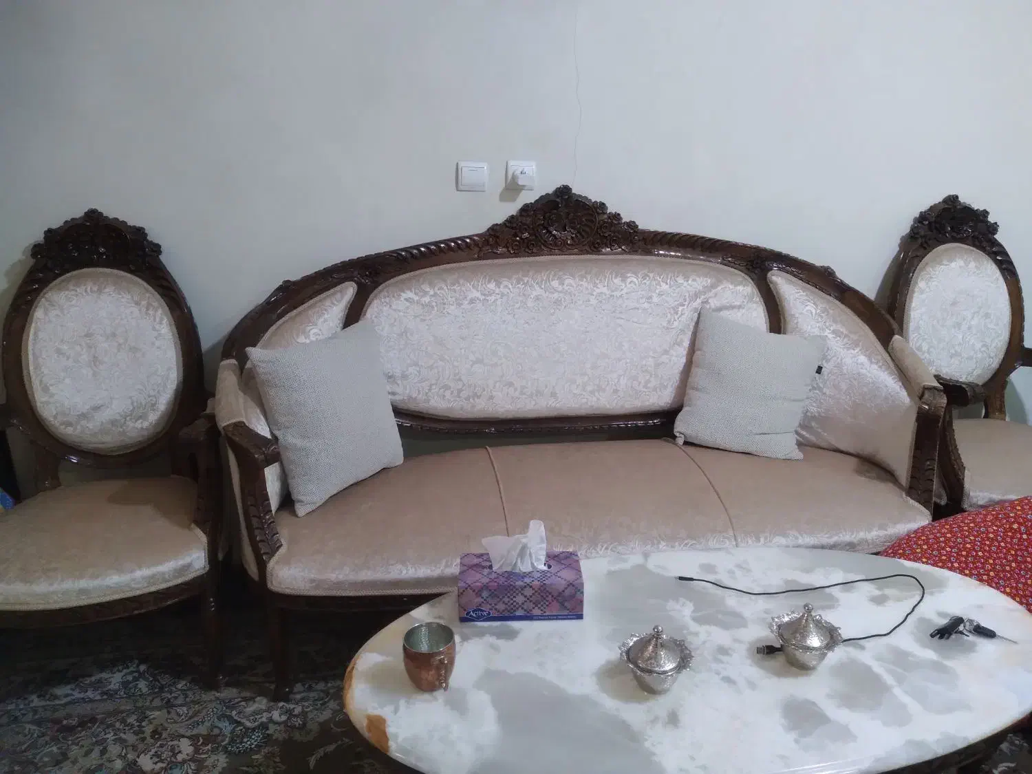 مبل ۷نفره|مبلمان خانگی و میز عسلی|نسیم‌شهر, |دیوار