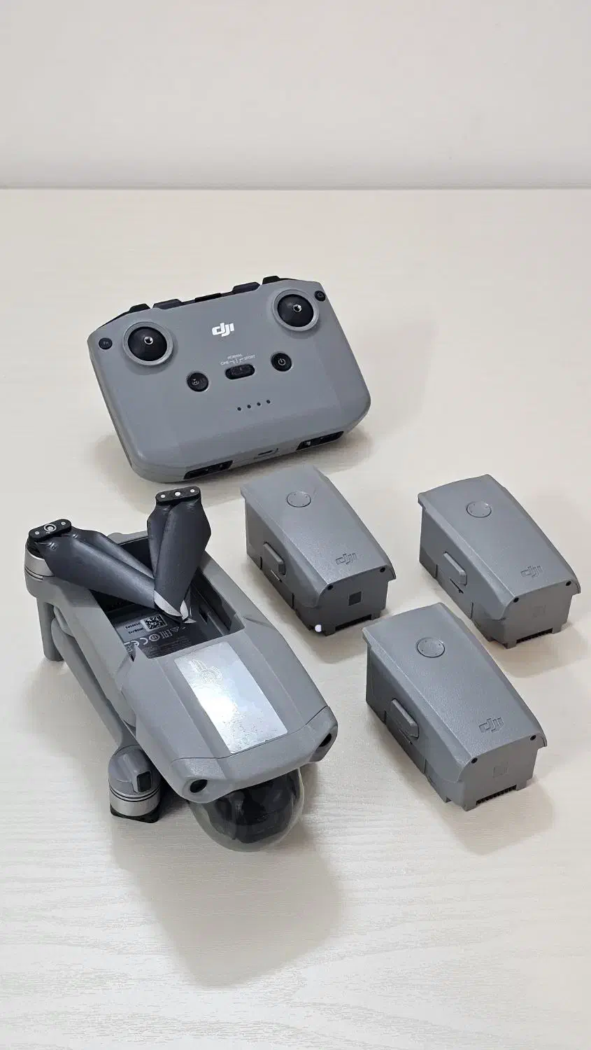 موییک ۲ کومبو|دوربین عکاسی و فیلم‌برداری|قم, قلعه یزدیها|دیوار