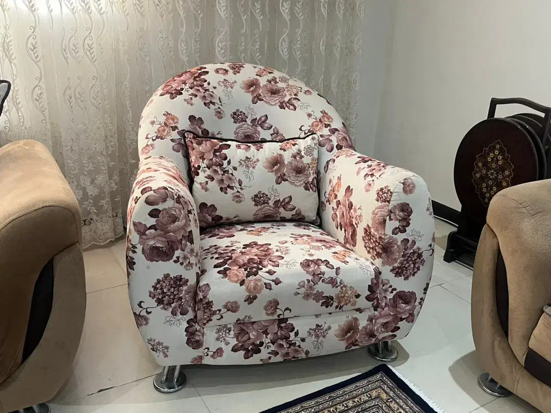 مبل راحتی|مبلمان خانگی و میز عسلی|کرج, حاجی آباد|دیوار