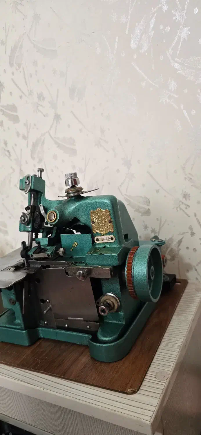 سردوز۳نخ کاملا سالم|چرخ خیاطی و ریسندگی|محمدیه-قزوین, |دیوار