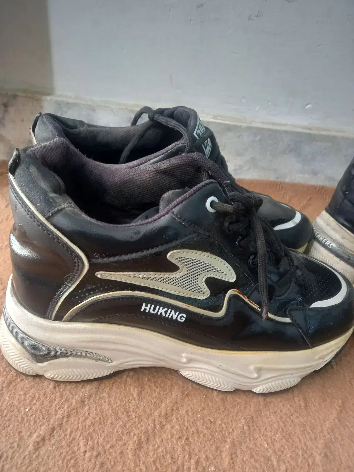 کتونی|کیف، کفش، کمربند|نیشابور, بنیاد شهید|دیوار