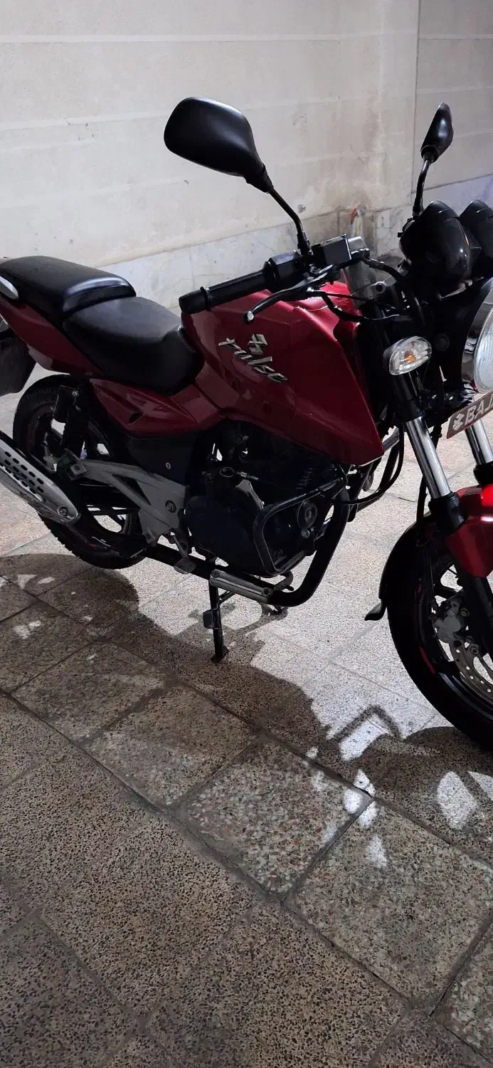 پالس ۱۸۰ uj4|موتورسیکلت|بهارستان, |دیوار