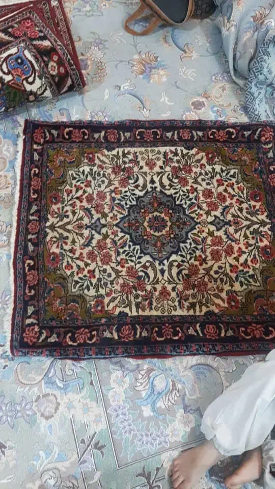 فرش دست بافت|فرش|اندیشه, اندیشه فاز ۴|دیوار