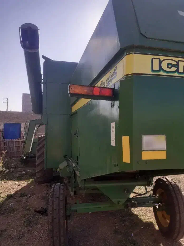 گمباین|خودرو سنگین|دره رود, |دیوار