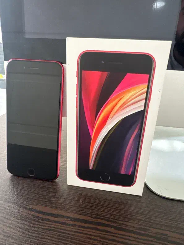 اپل iPhone SE (2020) با حافظهٔ ۱۲۸ گیگابایت|موبایل|شیراز, ارم|دیوار